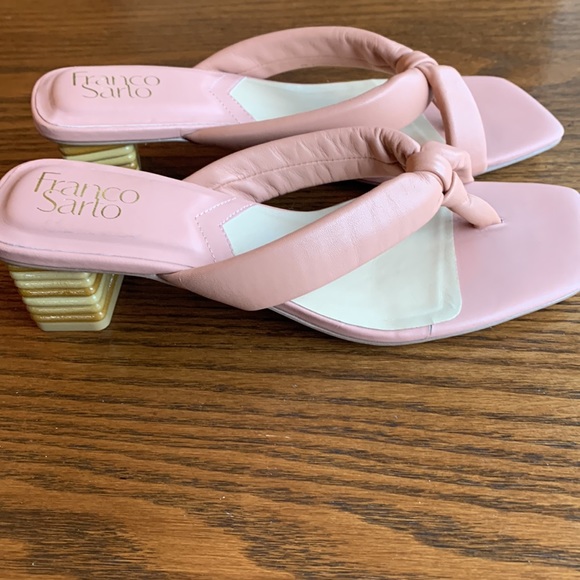 Franco Sarto bamboo block heel padded nude pink leather thong sandals NWT - Picture 3 of 5